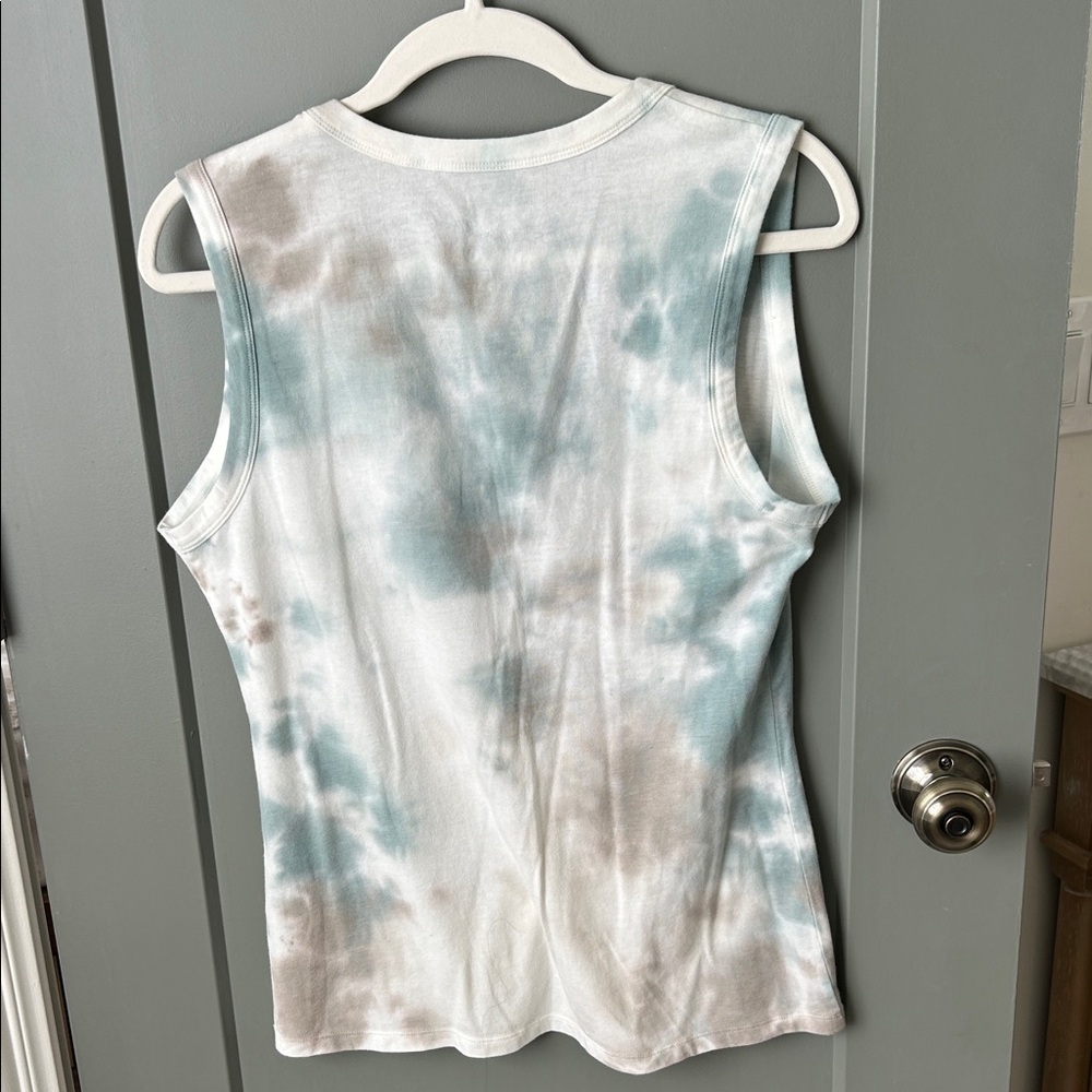 Universal Thread Blue and Cream Tie-Dye Tank Top women’s Size Medium - Picture 5 of 5